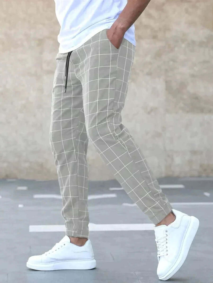 Men's Slim Fit Plaid Casual Trousers