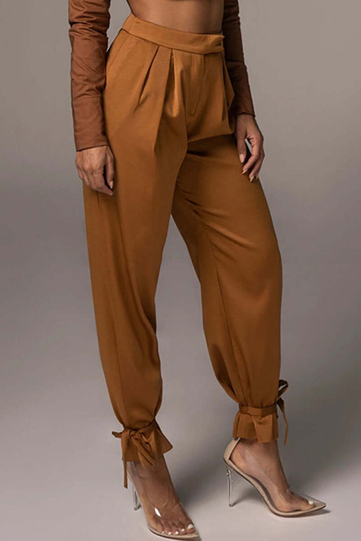 Women's High-Waisted Pleated Tapered Trousers