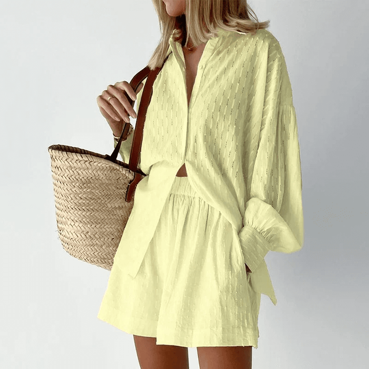 Women's Two-Piece Set: Elegant & Comfortable Outfit