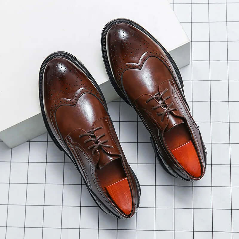 Men's Elegant Brock Cut Formal Leather Shoes