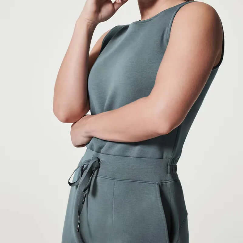 Women's Sleeveless Round Neck Jumpsuit: Summer Style