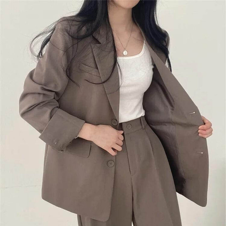 Women's Smart Casual Suit: Oversized Blazer & High-Waisted Trousers