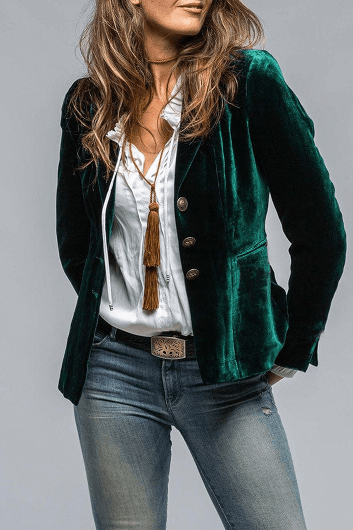 Women's Retro Blazer: Slim Fit, Lapel Collar, Pockets