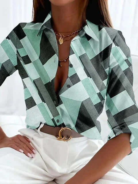 Women's Plaid Print Button-Up Shirt