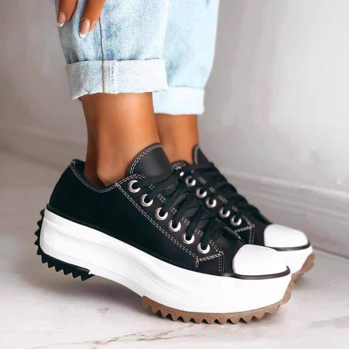 Women's Chunky Platform Sneakers: Casual & Trendy Design