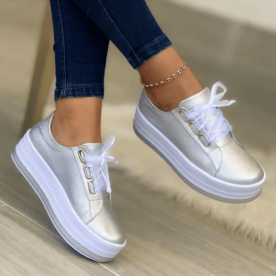 Women's Retro Sneakers: Classic Style, Modern Comfort