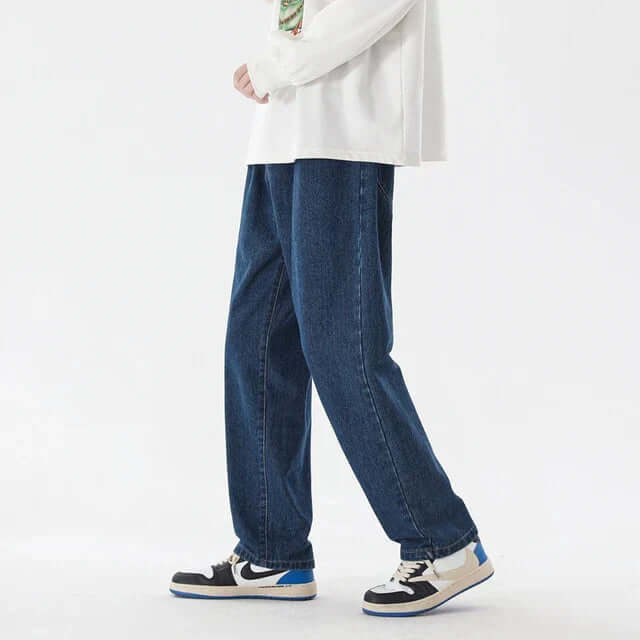 Men's Relaxed Fit Straight Leg Jeans: Durable Denim
