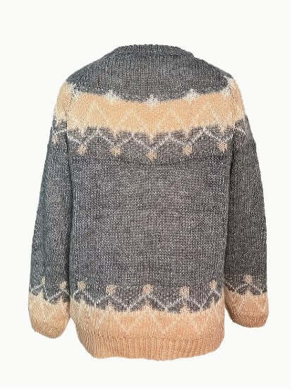 Women's Elegant Round Neck Knit Sweater