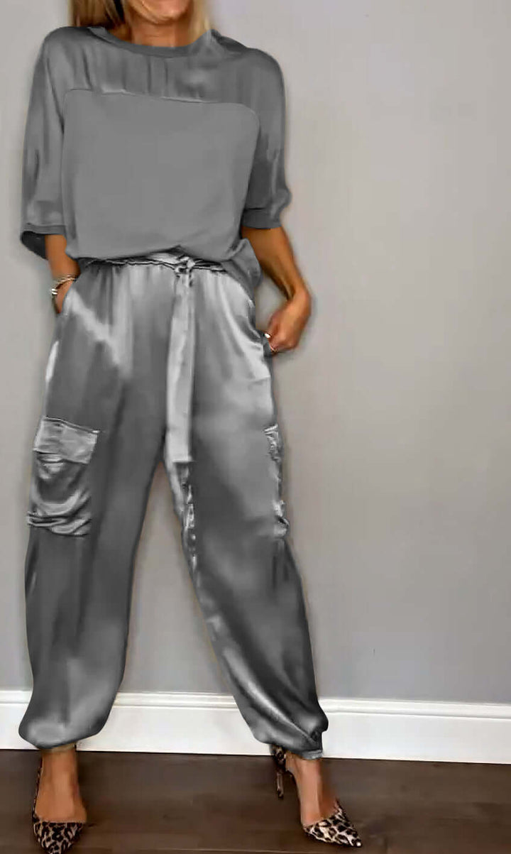 Women's Two-Piece Loungewear Set: Soft & Stylish