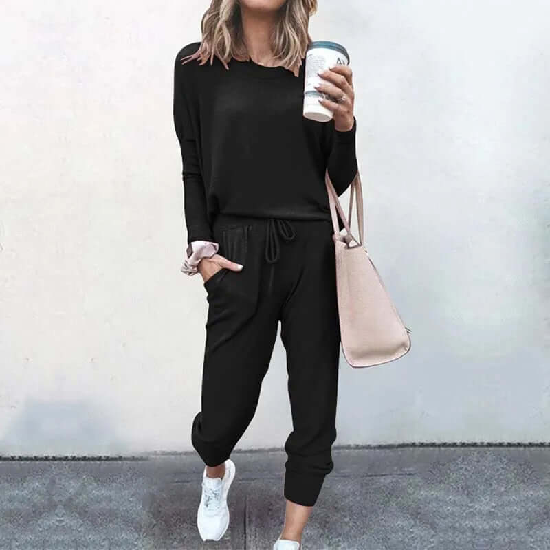 Women's Relaxed-Fit Tracksuit Set: Cozy Lounge Wear