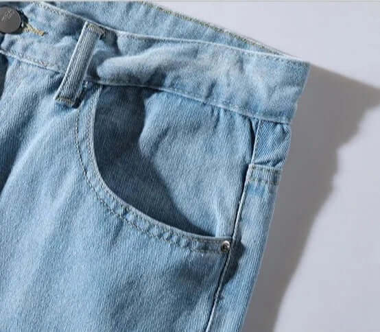 Men's Relaxed Fit Straight Leg Jeans: Durable Denim