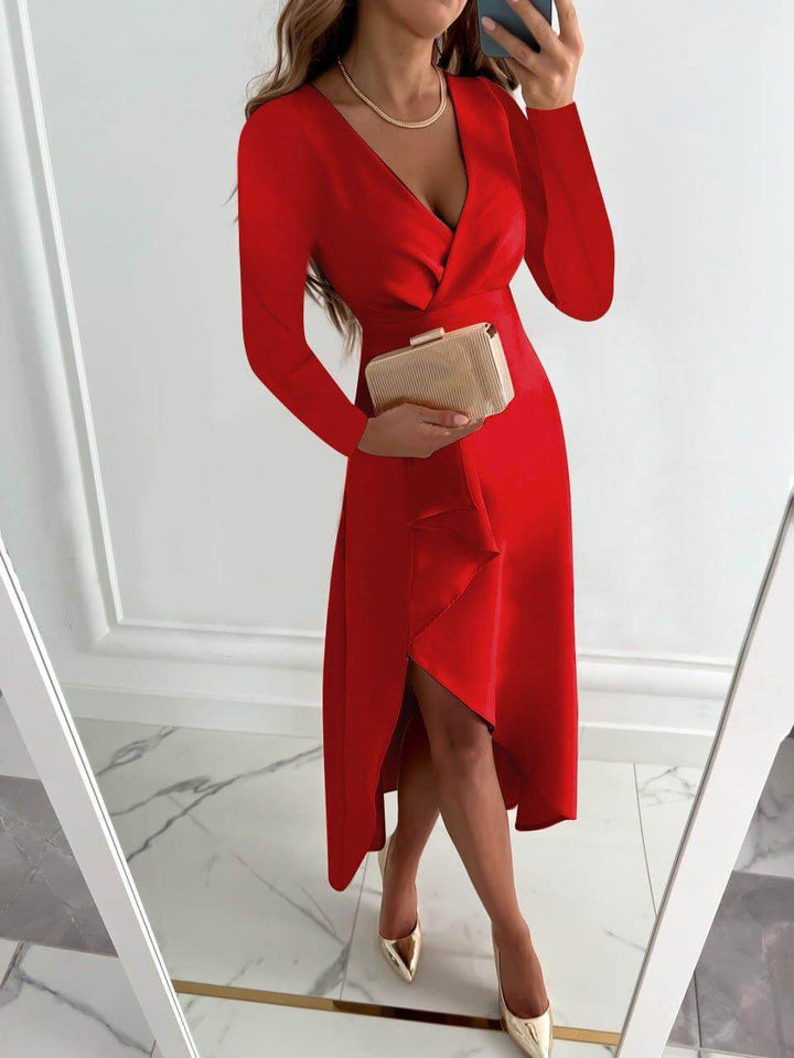 Elegant Wrap Dress: Round Neck, Versatile Style