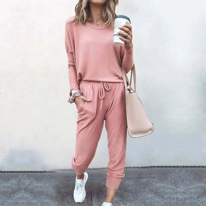Women's Relaxed-Fit Tracksuit Set: Cozy Lounge Wear