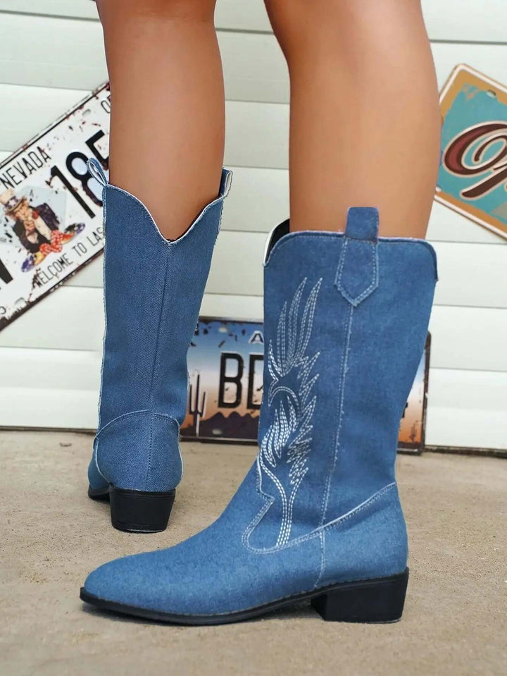 Women's Leather Cowboy Boots: Western Style Ankle Boots