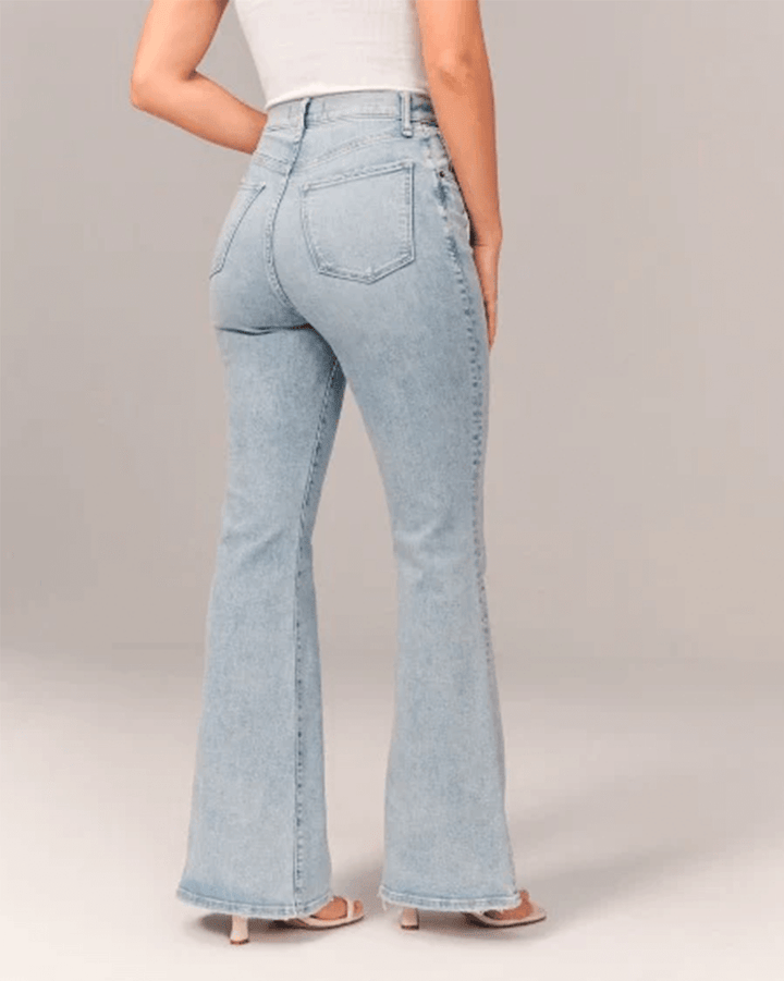 Women's High-Waisted Flared Jeans: Stylish & Comfortable Denim