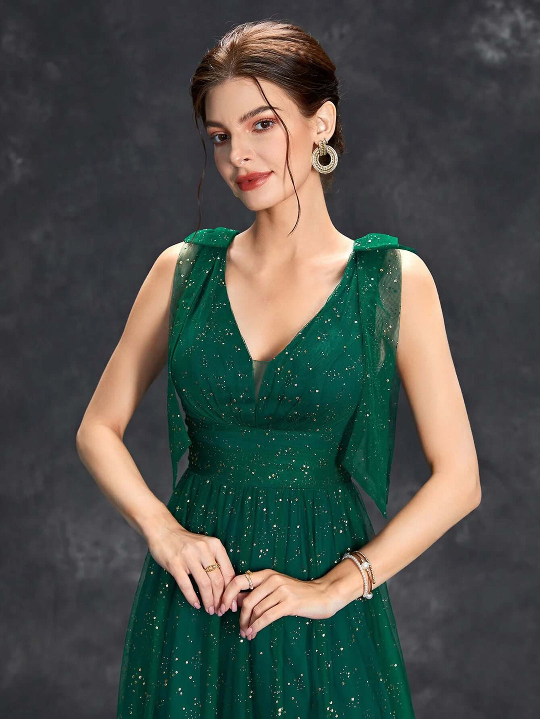 Elegant Floor-Length Evening Gown with Glitter