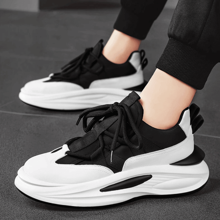 Men's Chunky Sneakers: Cushioned, Sporty Lace-Up Design