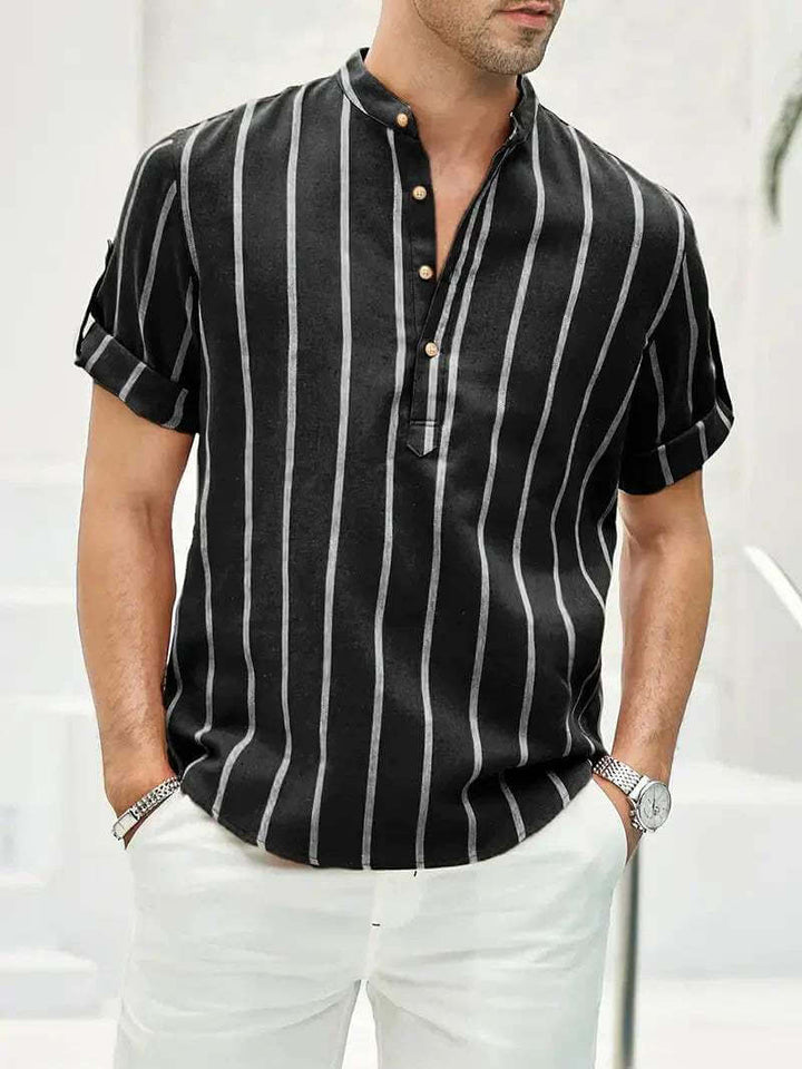 Men's Relaxed Fit Short Sleeve Shirt: Vertical Stripes