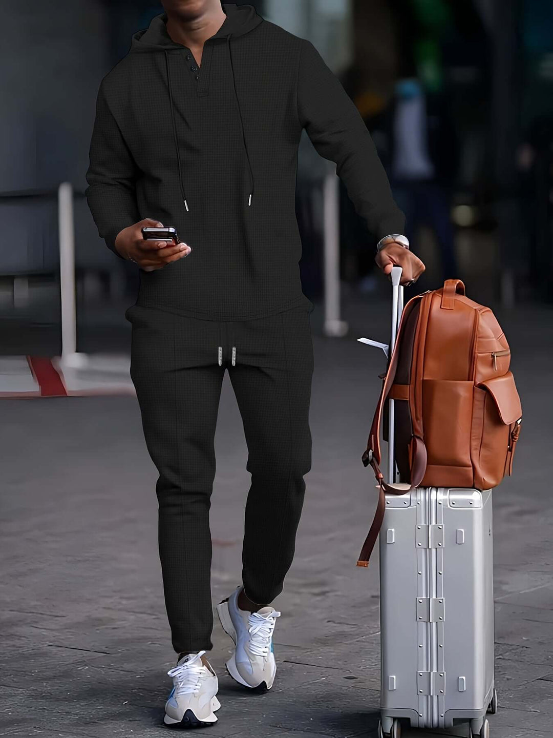 Men's Comfortable Tracksuit Set: Hoodie & Joggers
