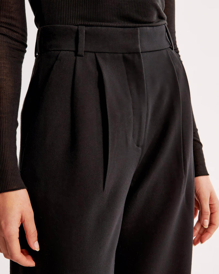 Women's High-Waisted Comfortable Pants: Stylish & Versatile