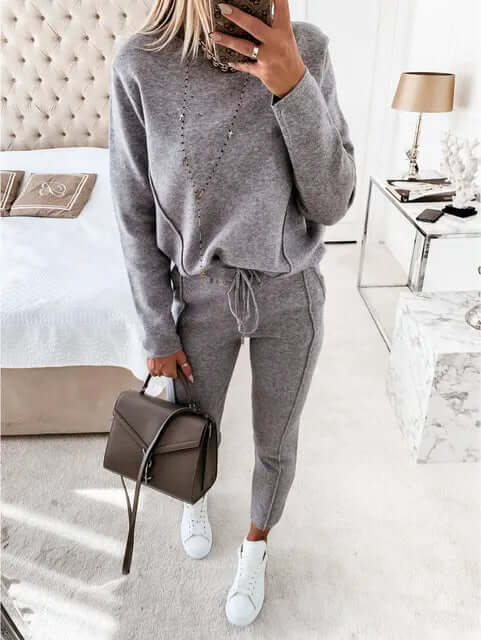 Women's 2-Piece Set: Comfortable & Stylish Outfit