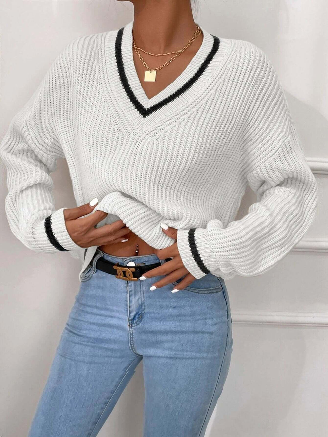 Women's Striped V-Neck Relaxed Fit Sweater