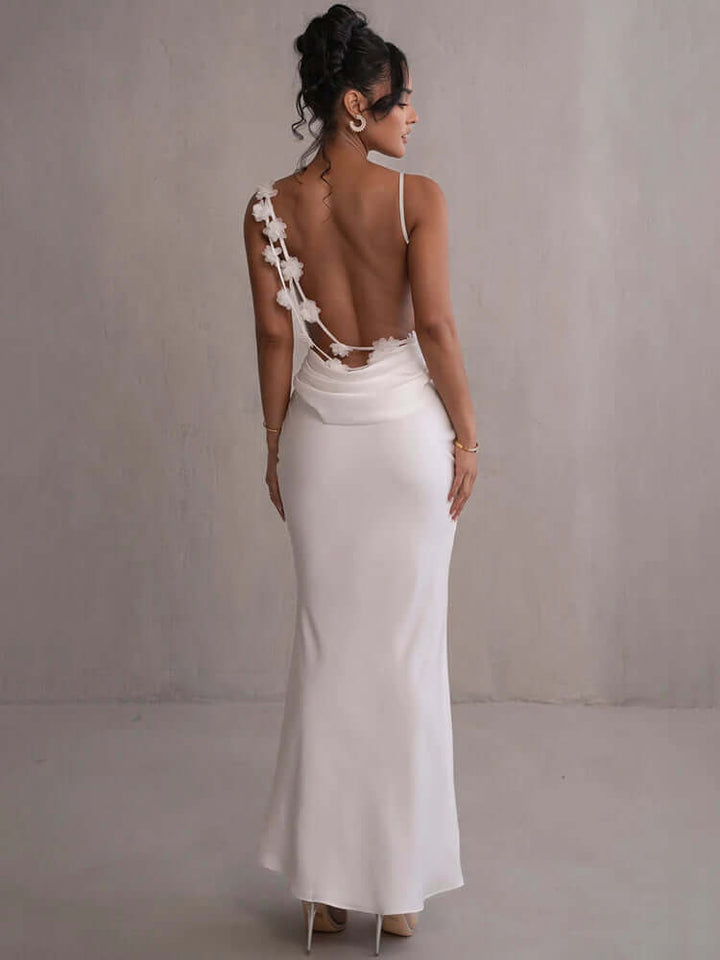 Elegant Satin Evening Gown: Backless Prom Dress with Floral Appliqué