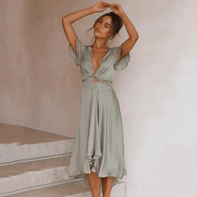 Elegant Sleeveless Midi Summer Dress
