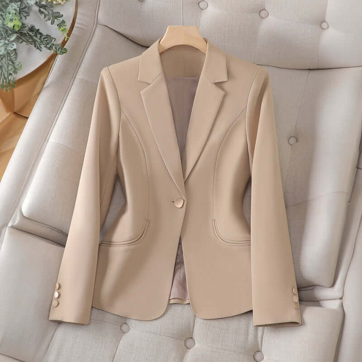 Women's Lapel Collar Blazer: Stylish & Versatile Outerwear