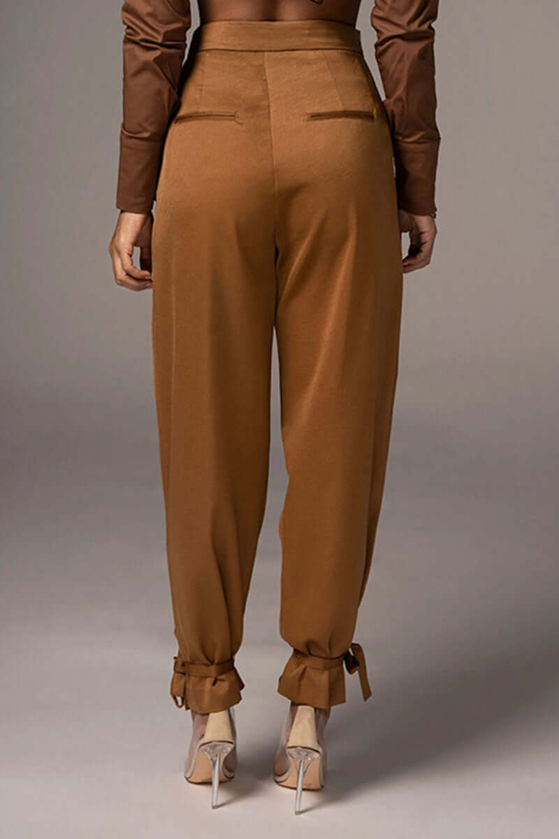 Women's High-Waisted Pleated Tapered Trousers