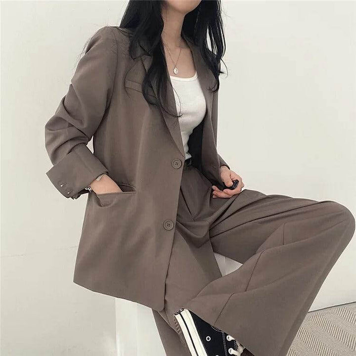 Women's Smart Casual Suit: Oversized Blazer & High-Waisted Trousers