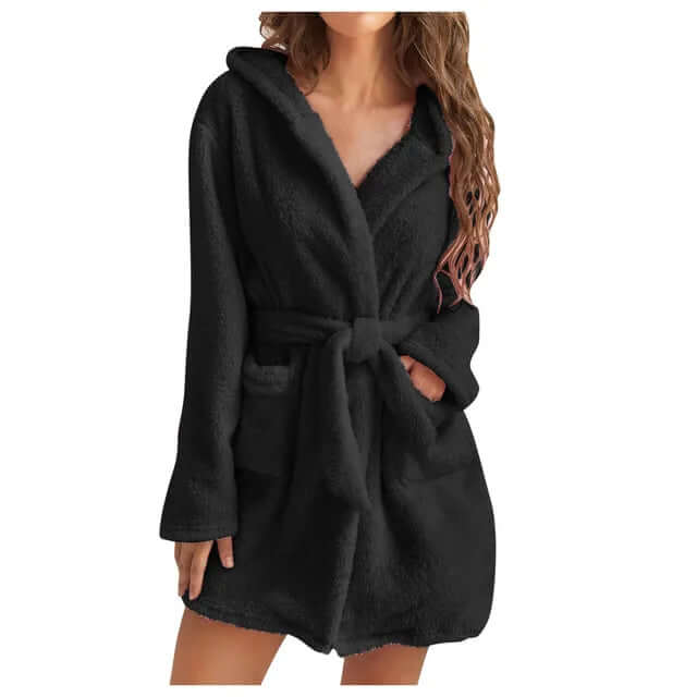 Women's Plush Hooded Bathrobe: Cozy & Comfortable Loungewear