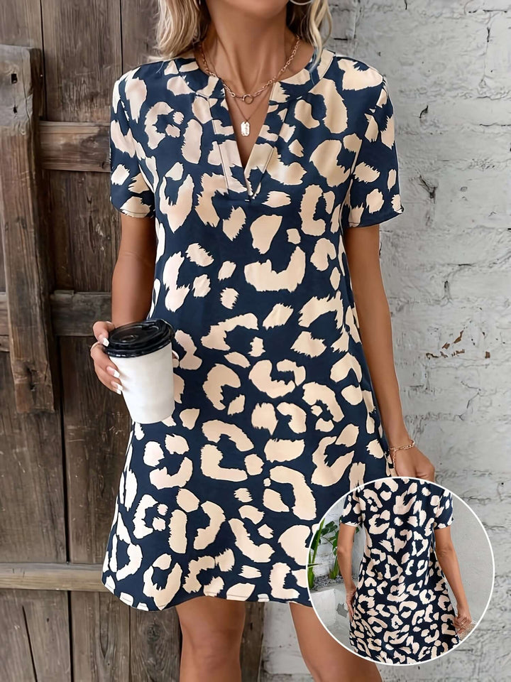 Elegant Leopard Print V-Neck Short Sleeve Dress