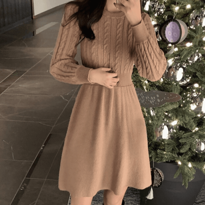 Women's Knit Midi Dress: Cozy & Stylish