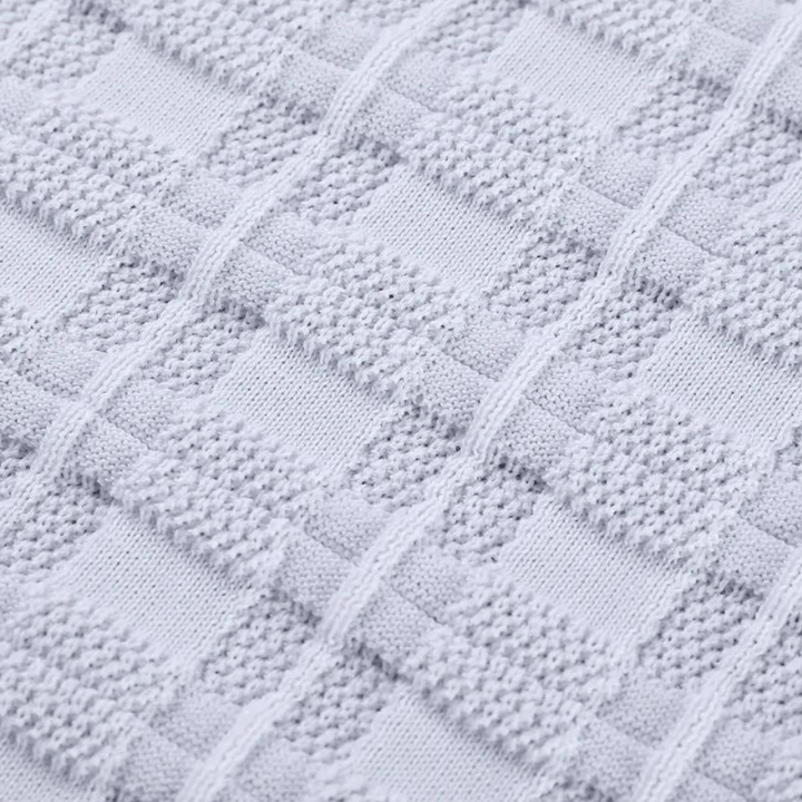 Men's Checkered Knit Sweater: Warm, Stylish & Comfortable