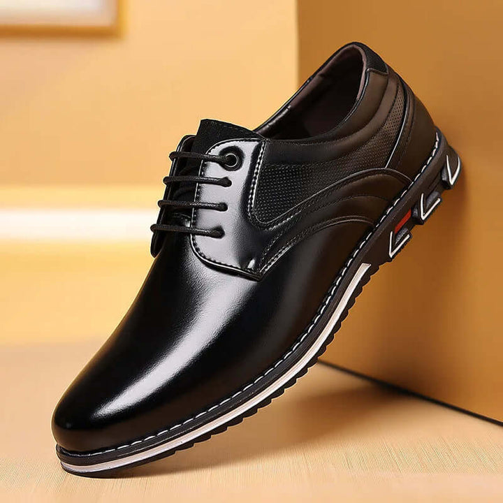 Men's Casual Outdoor Pointed Toe Leather Shoes