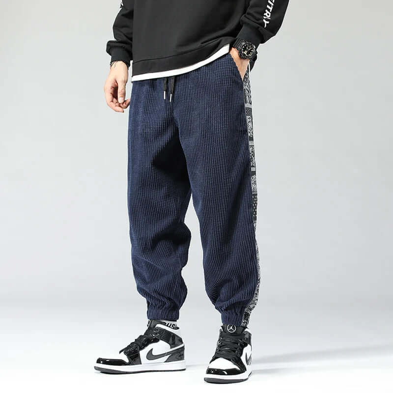 Men's Relaxed Corduroy Trousers: Casual Comfort