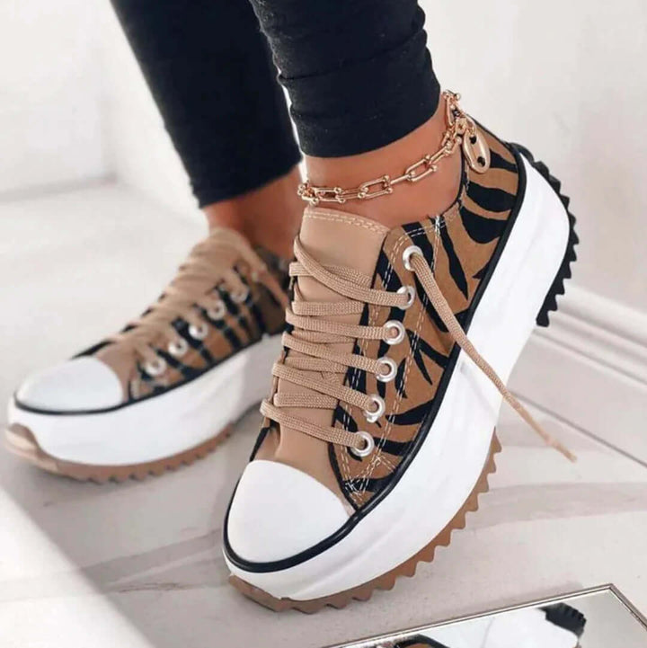 Comfortable Shock-Absorbing Sneakers – Pain Relief & Comfort