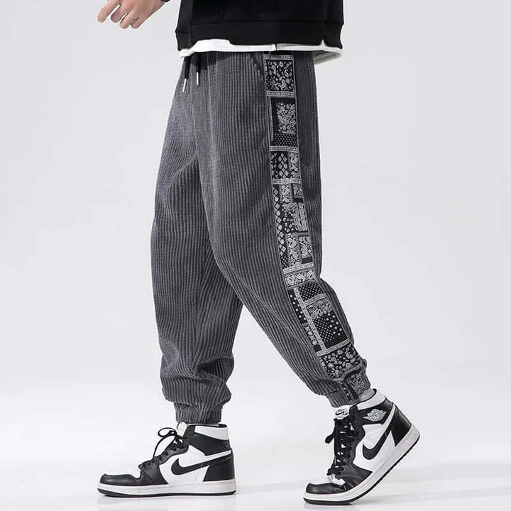 Men's Relaxed Corduroy Trousers: Casual Comfort