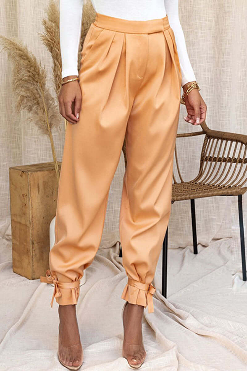 Women's High-Waisted Pleated Tapered Trousers