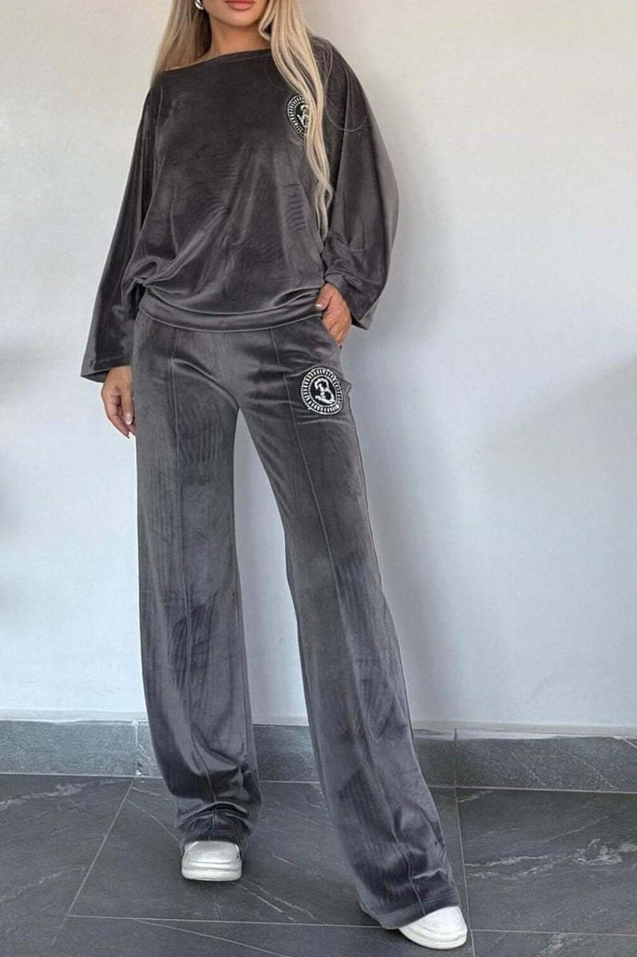 Luxurious Velvet Women's Lounge Set