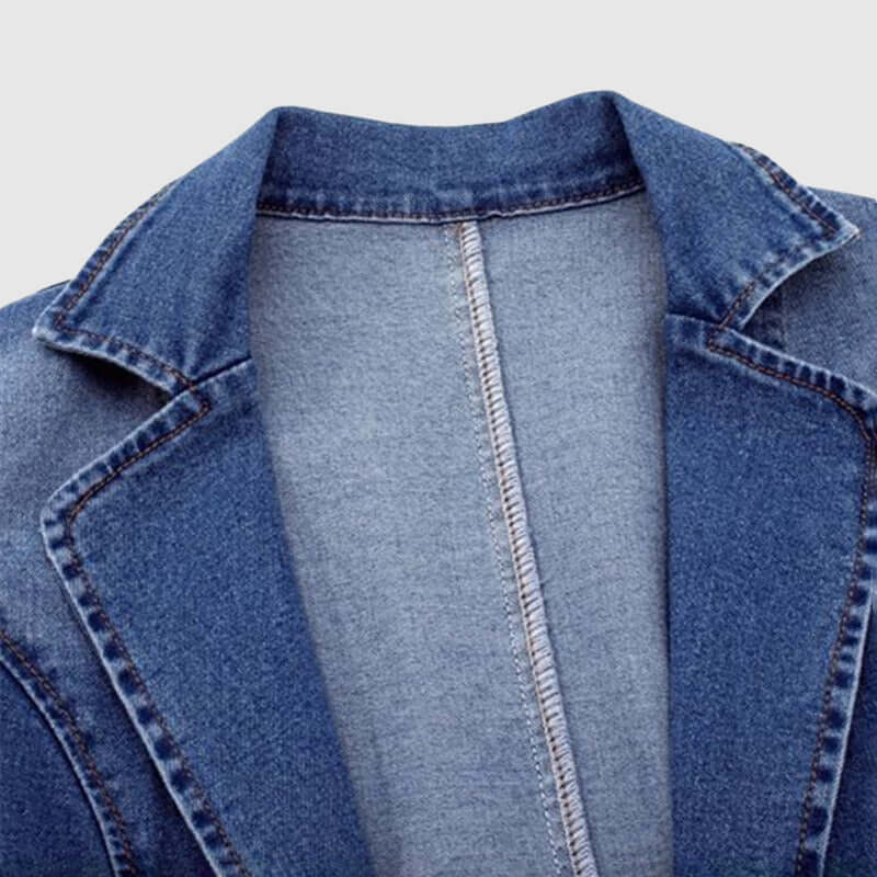 Women's Relaxed Denim Jacket: Casual Comfort & Style