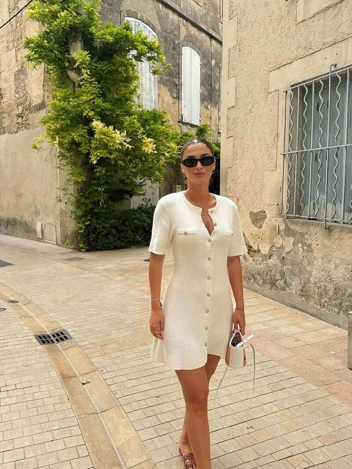 Women's Short Sleeve Knit Dress: Elegant & Comfortable