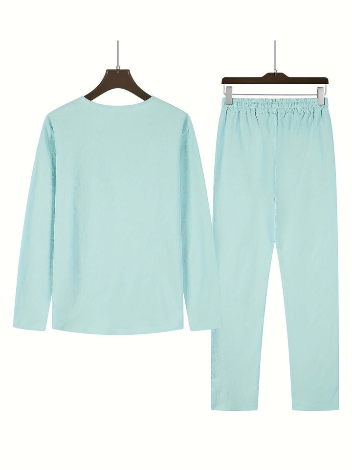 Men's Casual Two-Piece Outfit: V-Neck Top & Relaxed Trousers