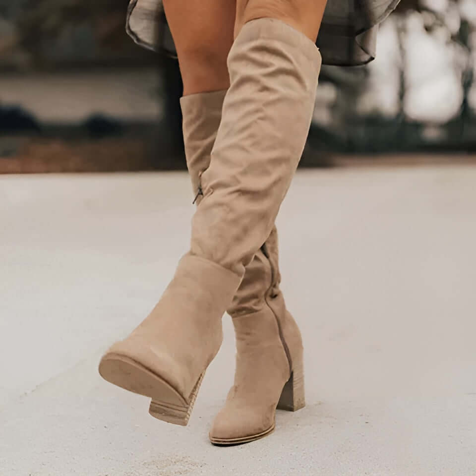 Women's Knee-High Suede Boots: Stylish & Comfortable