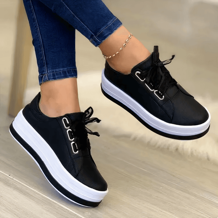 Women's Retro Sneakers: Classic Style, Modern Comfort