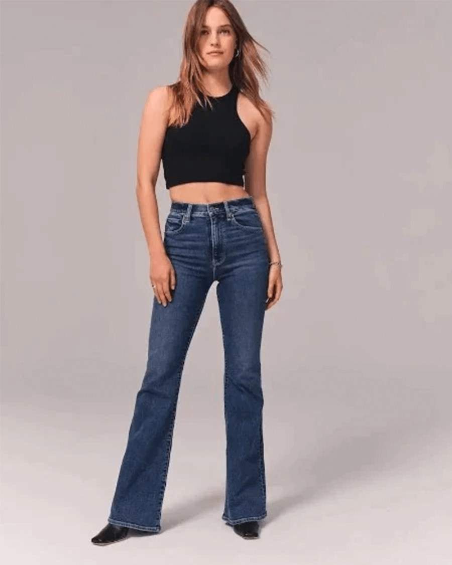 Women's High-Waisted Flared Jeans: Stylish & Comfortable Denim