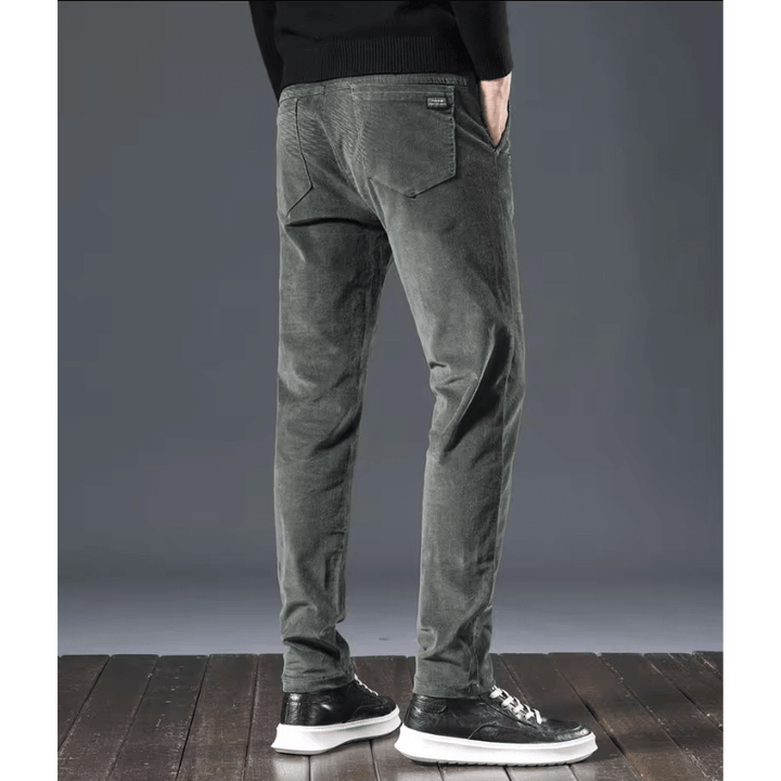 Men's Fleece-Lined Corduroy Pants: Warm & Stylish