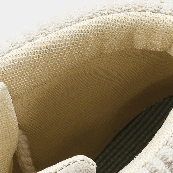 Men's High-Top Outdoor Shoes: Trendy & Durable