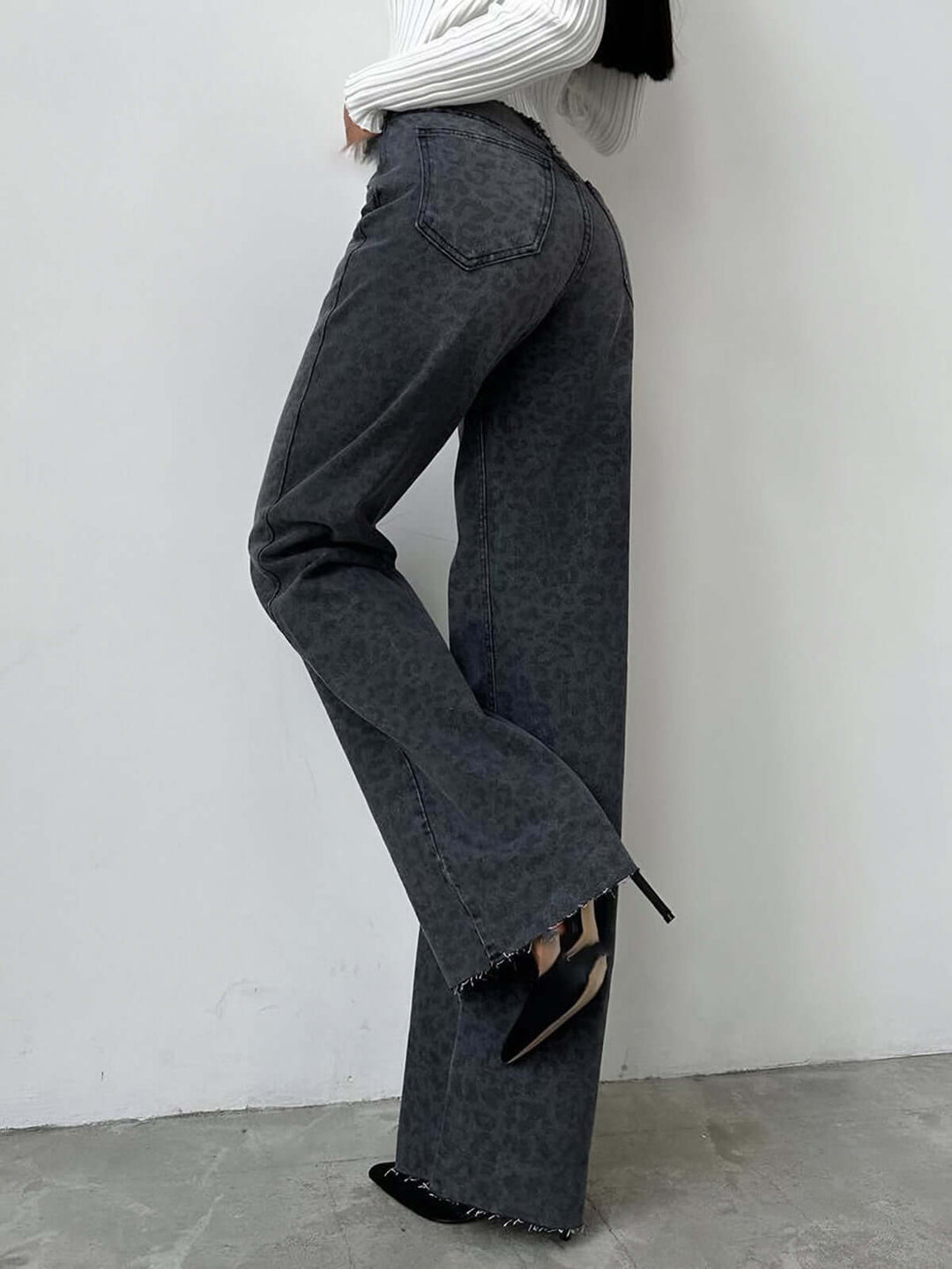 Women's High-Waisted Wide Leg Leopard Print Jeans